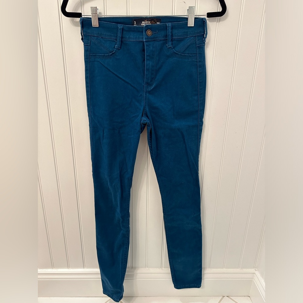 Hollister high-rise jean legging, size 3 (w26)
